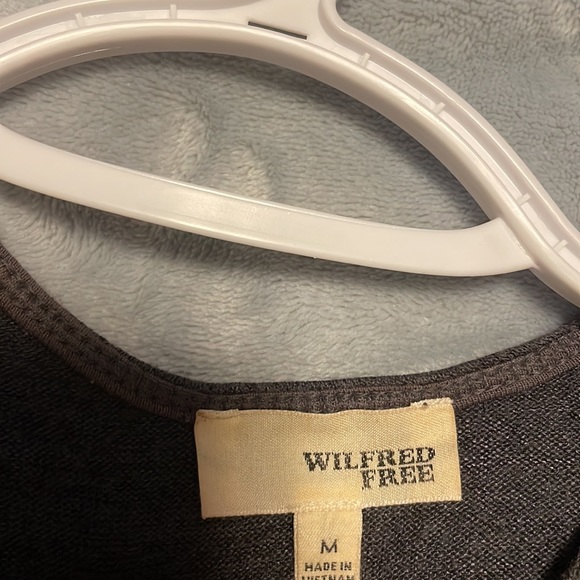 Dark grey/ brown tank top with slits up the sides from Wilfred free - Picture 2 of 3